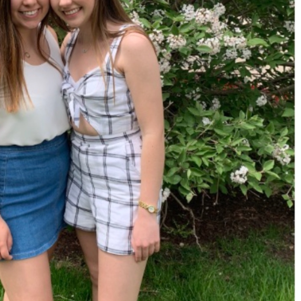 Abercrombie & Fitch Knot Keyhole Romper